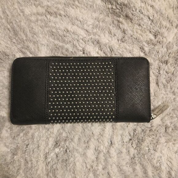 Michael Kors black wallet  - Picture 6 of 8